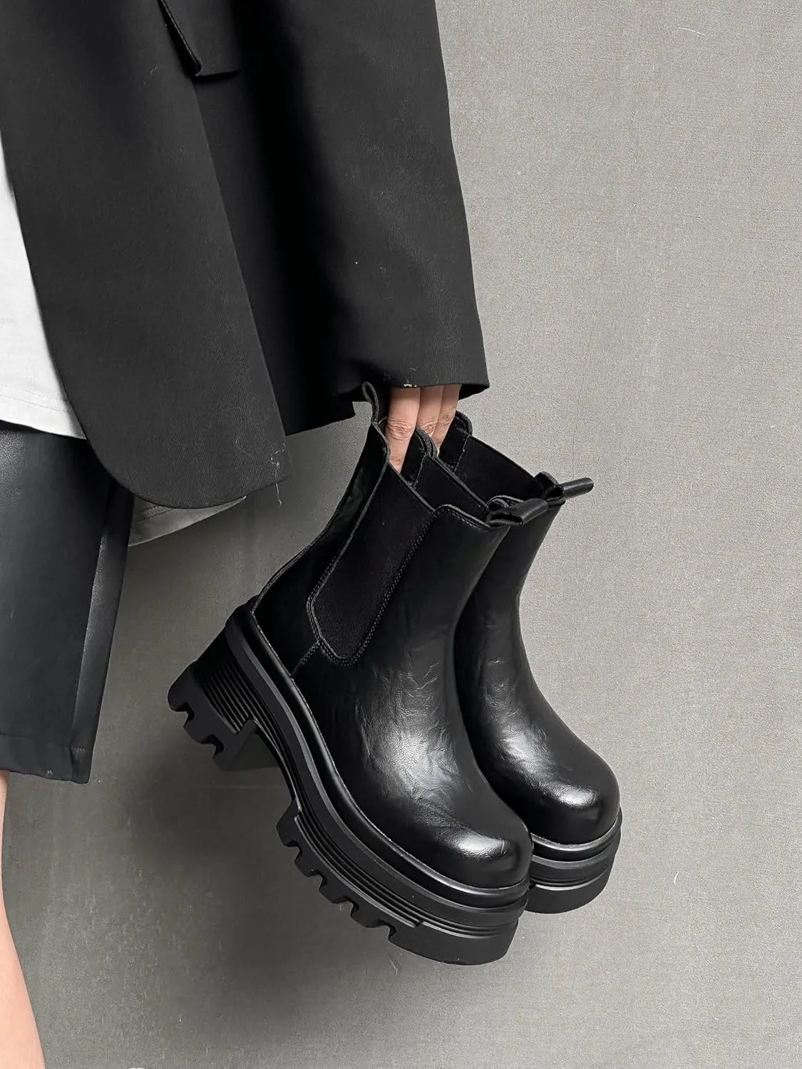 Black Platform Chunky High Heeled Chelsea Boots for Women Comfortable Slip-on Genuine Leather Lug Sole Elastic Ankle Boots