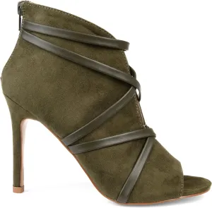 Brinley Co. Womens Center Cutout Bootie