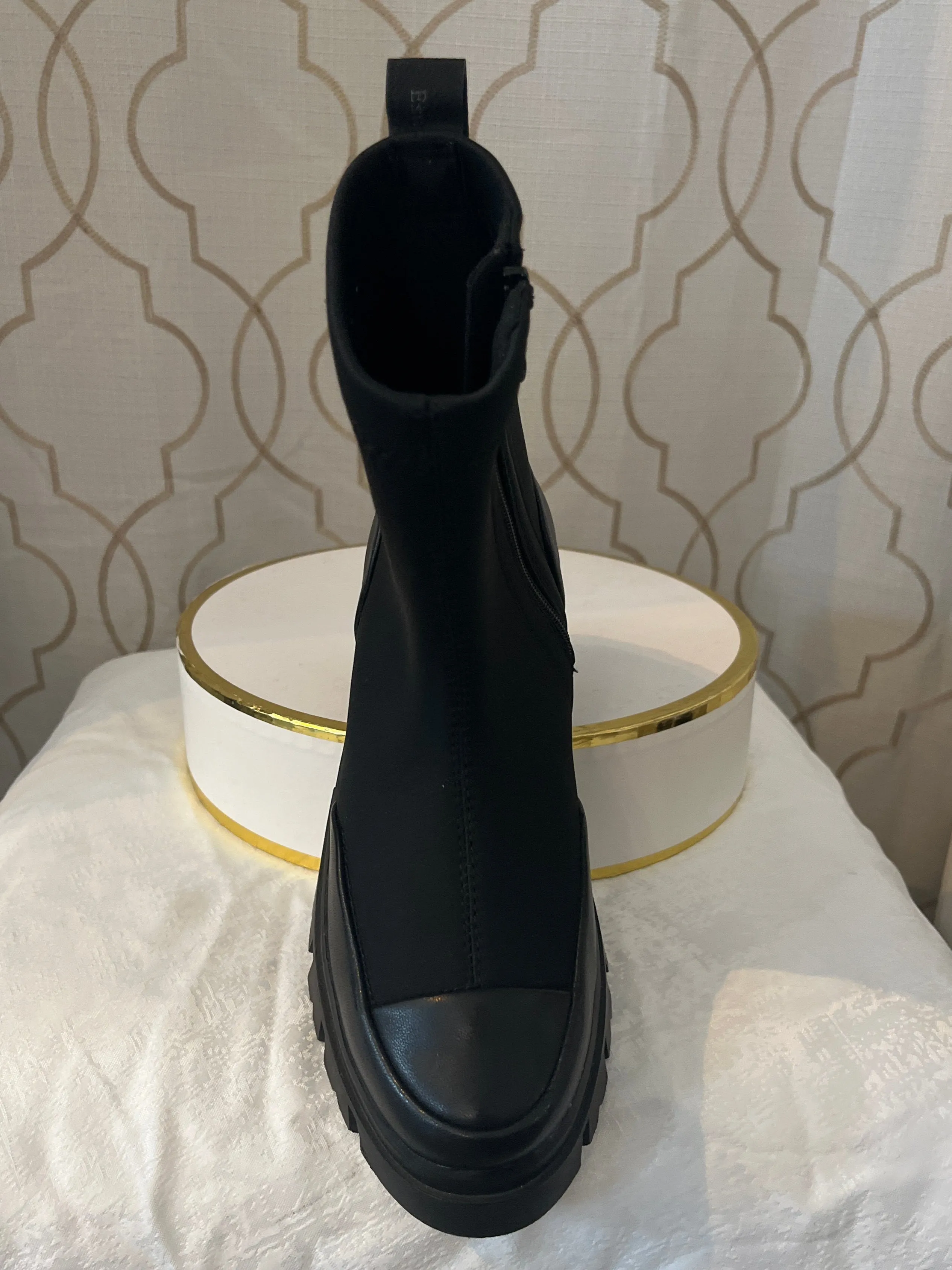 BUSSOLA CARSON BLACK BOOT