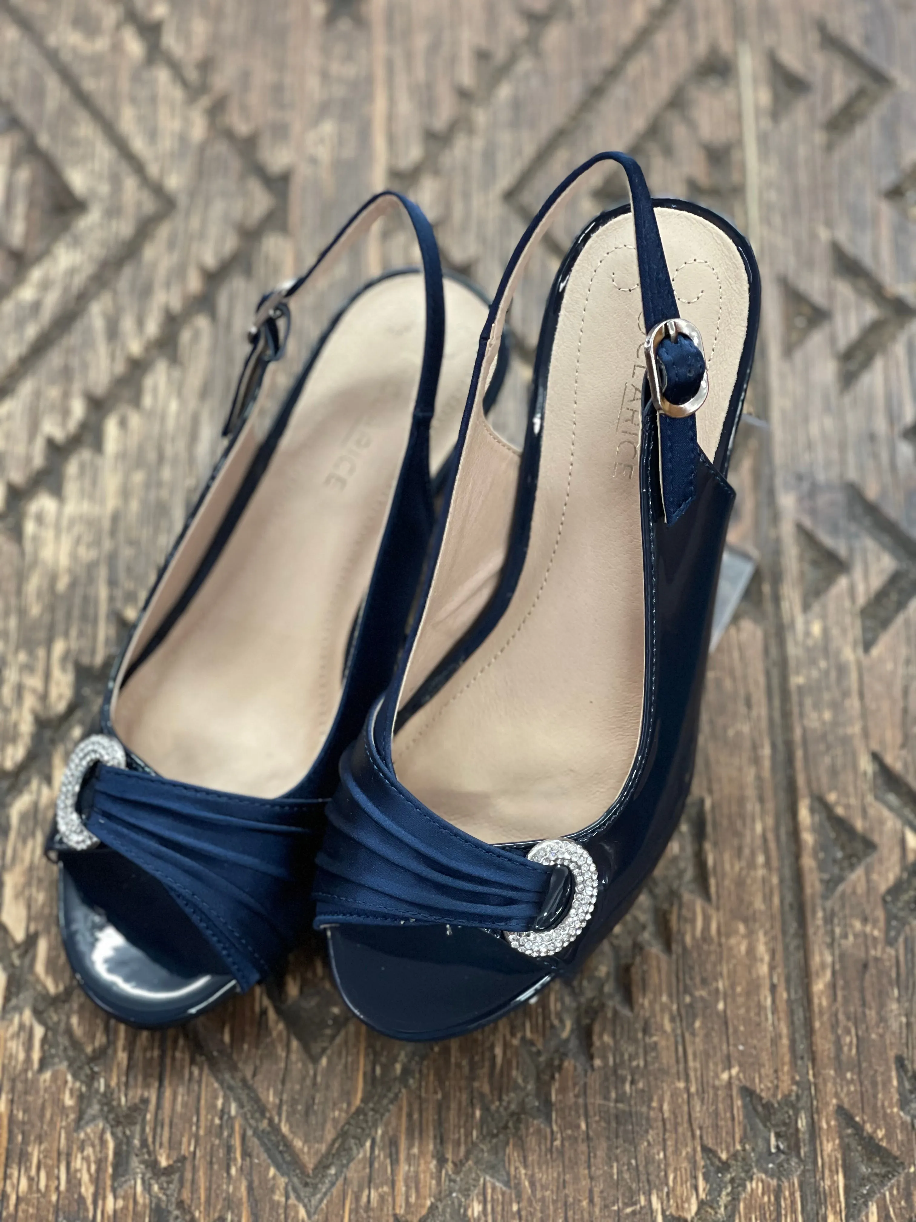 Clarice Doing Navy Heel