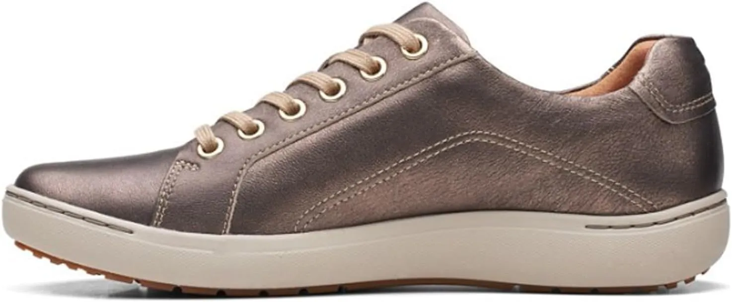 Clarks Women's Nalle Lace Sneaker