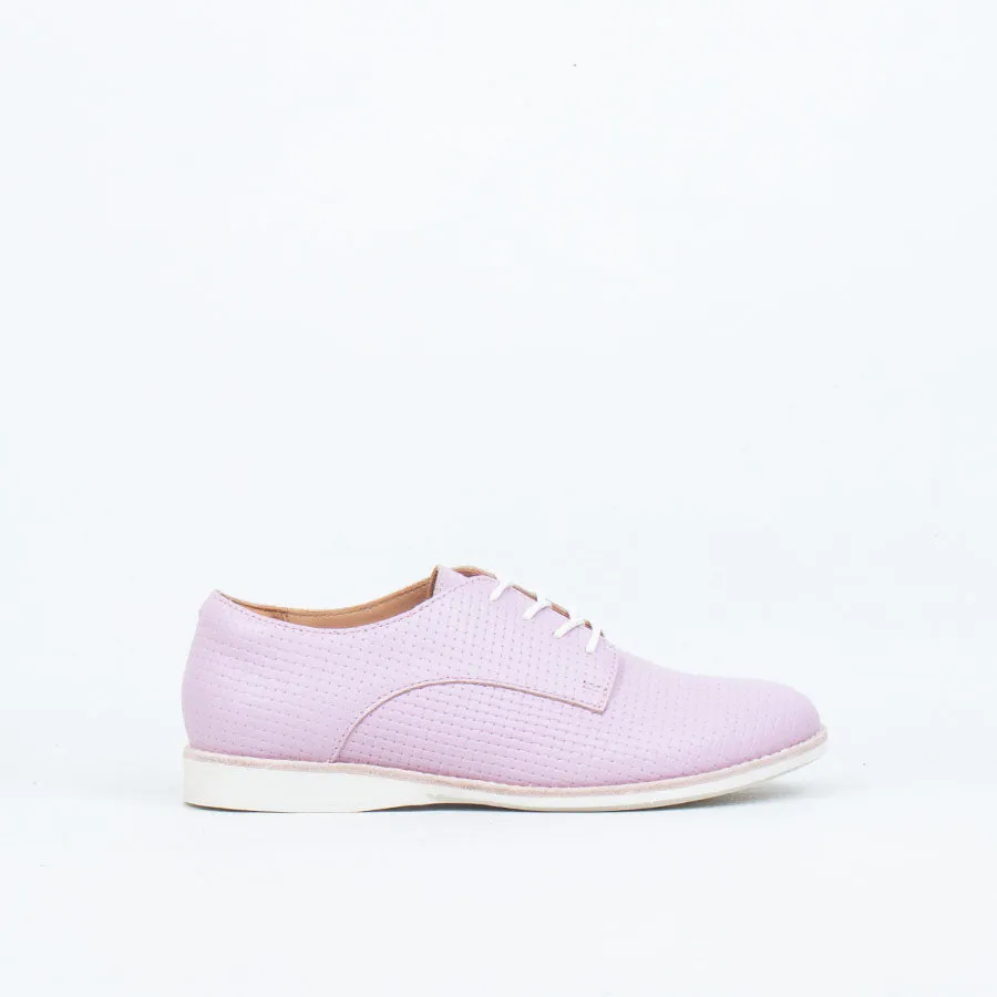 Derby Lace-Up