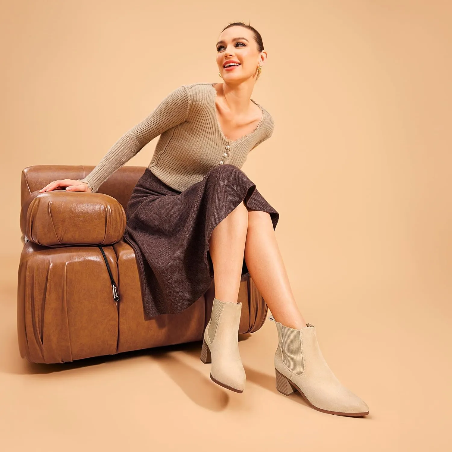 DREAM PAIRS Women's Retro Elastic Chelsea Ankle Boots Fashion Low Chunky Block Heel Pointed Toe Fall Heeled Booties Shoes