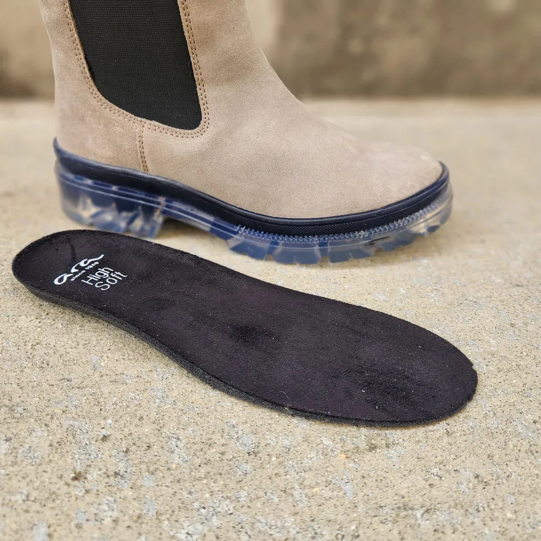 FINAL SALE ara 23181 Darling Clear Sole Lug Boot Size 10