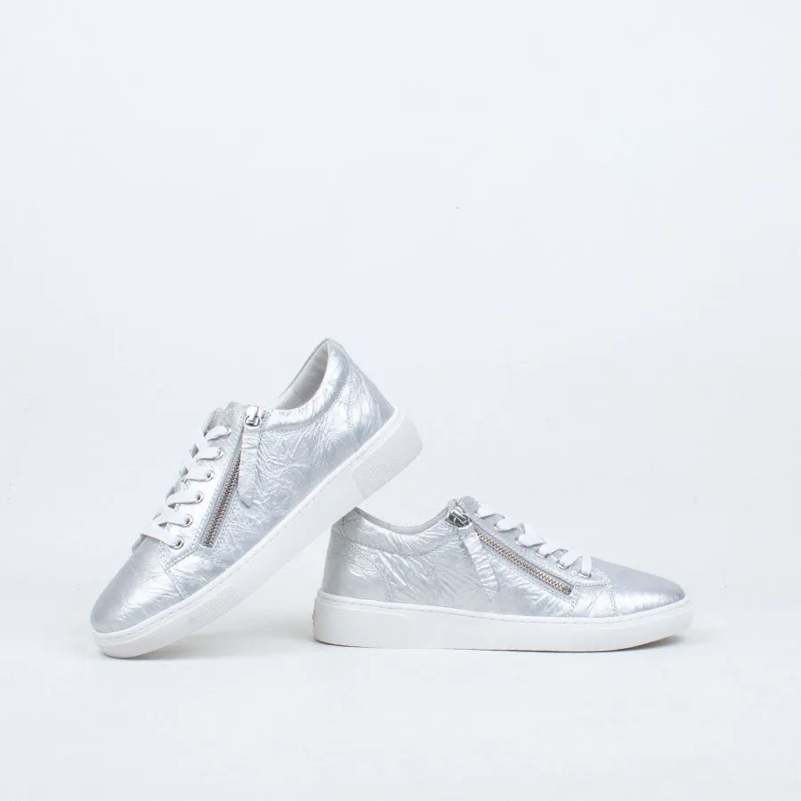 Guess Sneaker