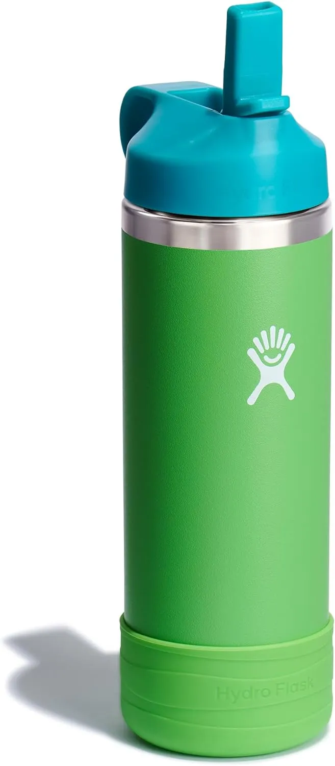 HYDRO FLASK Kids Water Bottle Jr. Stainless Steel Insulated With Straw Cap for Water, Milk, Juice, School, Camp, Sport, Play and Lunch, Easy to Clean, Leak-Resistant