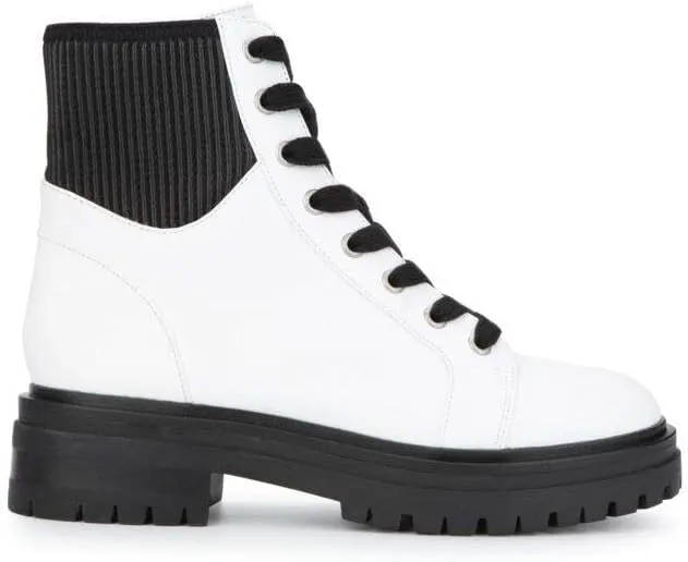 Kenneth Cole Women's Rhode Lace Up Boot Wp Ankle