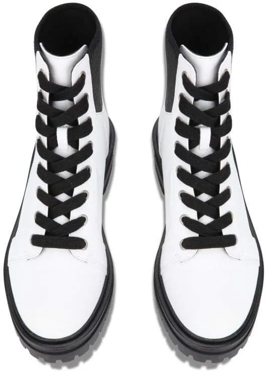 Kenneth Cole Women's Rhode Lace Up Boot Wp Ankle