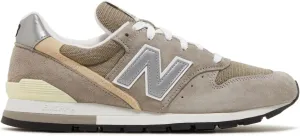 New Balance Men's 996 Sneaker, Grey/Silver, Size 10.5