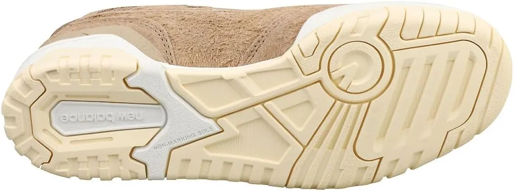 New Balance Women's 574 V2 Essential Sneaker