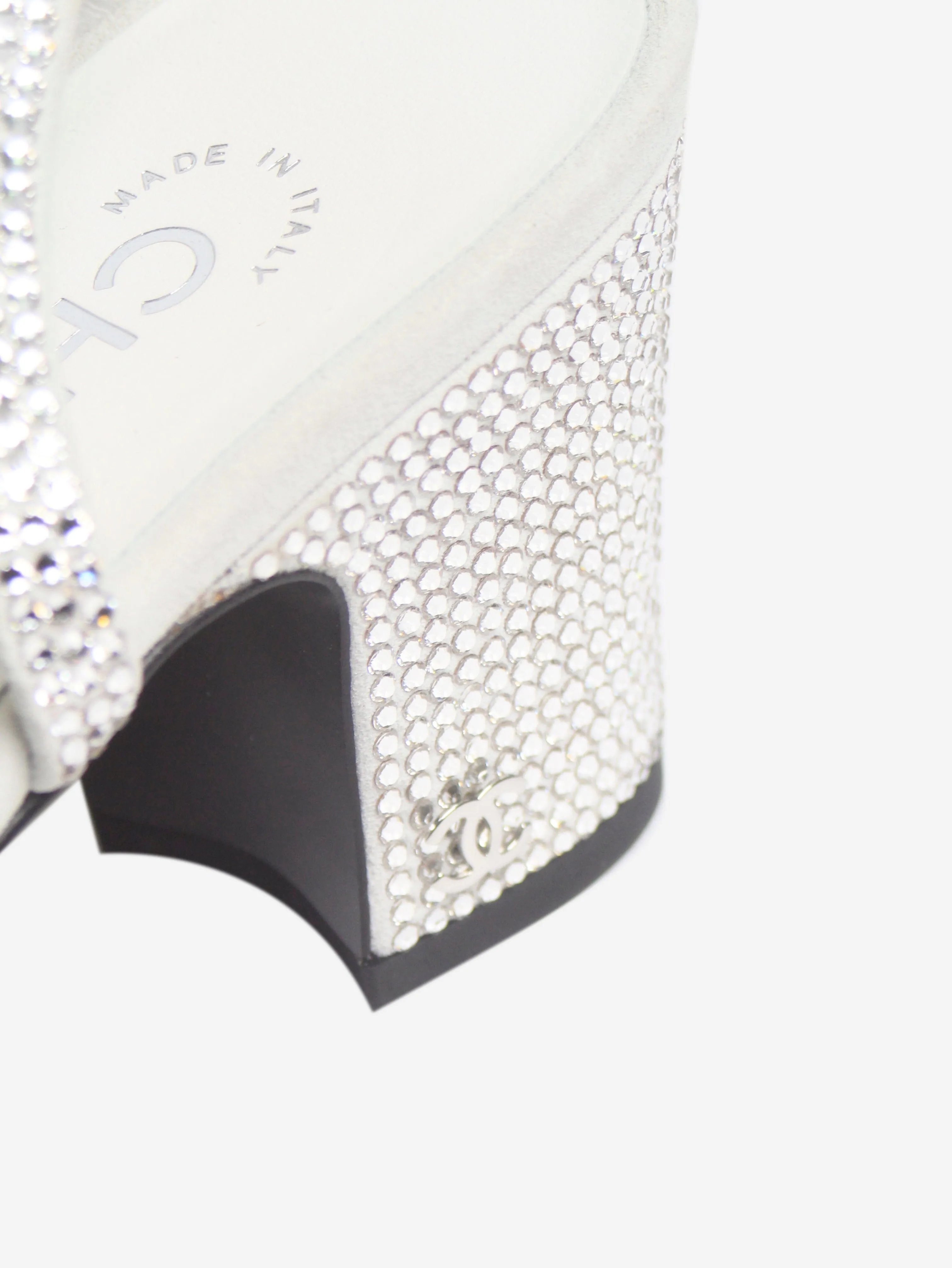 Silver crystal-embellished slingback pumps - size EU 38.5