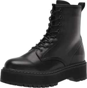 Steve Madden Women's Bettyy1 Boot