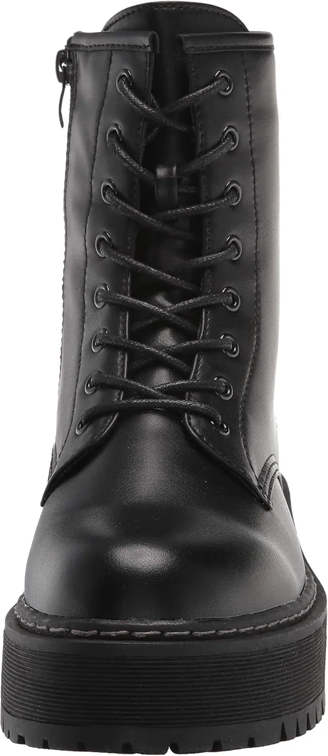 Steve Madden Women's Bettyy1 Boot