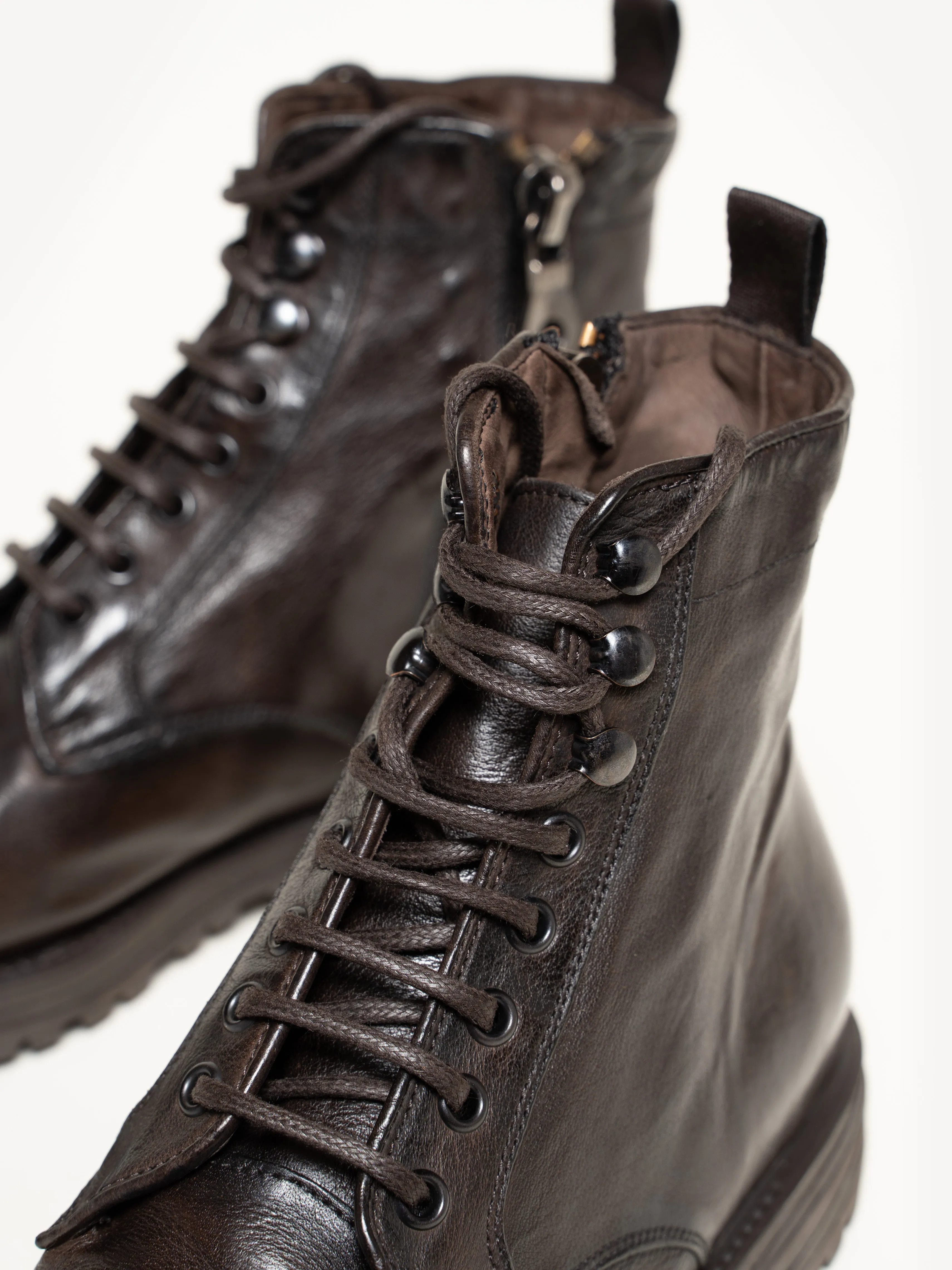The Gregorio (Sample Sale)