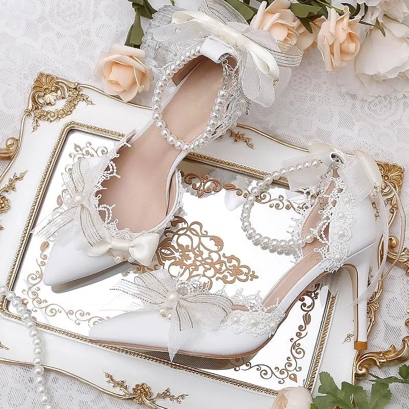 Wedding Bridal Shoes Pearl Crystal Wristband Girl Flower Wedding Bridesmaid Shoes White Bow Hollow Women's Shoes Medium Heel Shoes Low Heels