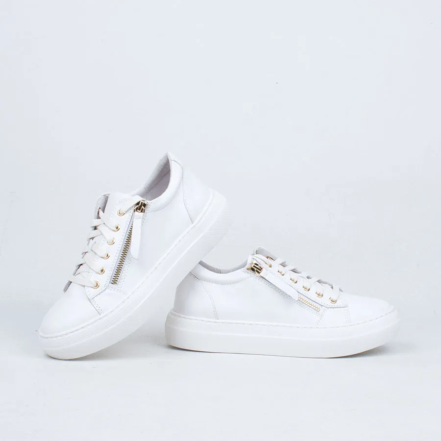 Zackie Sneaker